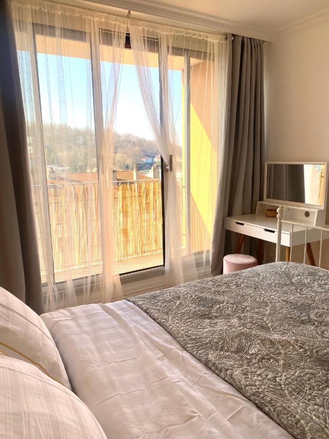 Bergson Top - Appart 80M2, 2 Grandes Chambres, Entierement Renovee Et Equipee, Lumineux, Wifi, Balcon, Calme, Vue Imprenable Сент Етиен Екстериор снимка