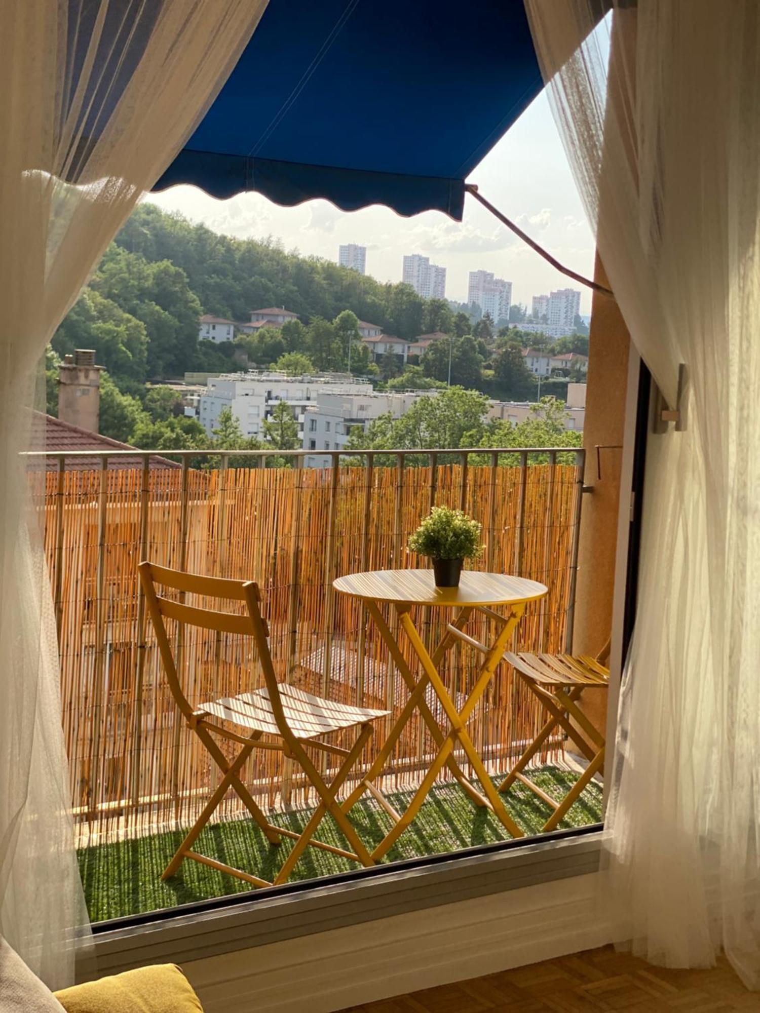 Bergson Top - Appart 80M2, 2 Grandes Chambres, Entierement Renovee Et Equipee, Lumineux, Wifi, Balcon, Calme, Vue Imprenable Сент Етиен Екстериор снимка